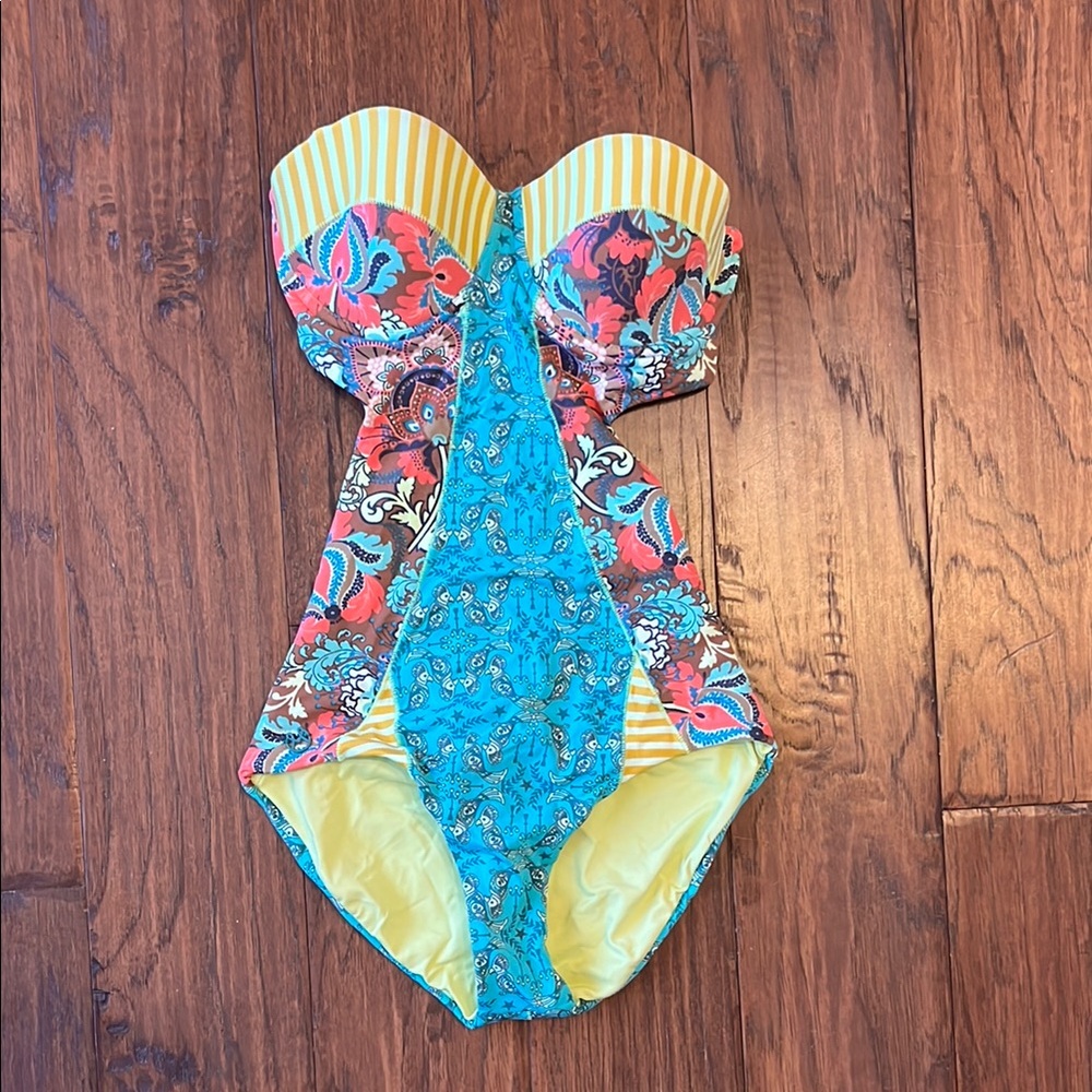 Maaji Patterned Colorful Strapless One-Piece Swimsuit